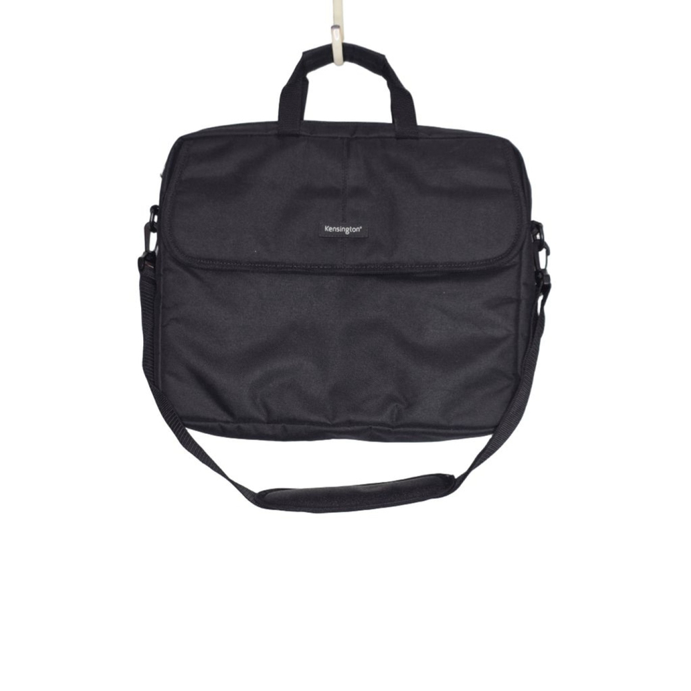 Kensington Simply Portable SP17 Classic Laptop Sleeve – 17” / 43.3cm – Black
